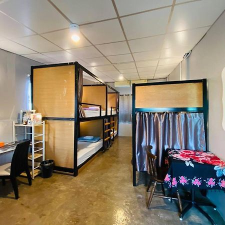 Hostel Lemon Siam Petchaburi Road Bangkok Bagian luar foto