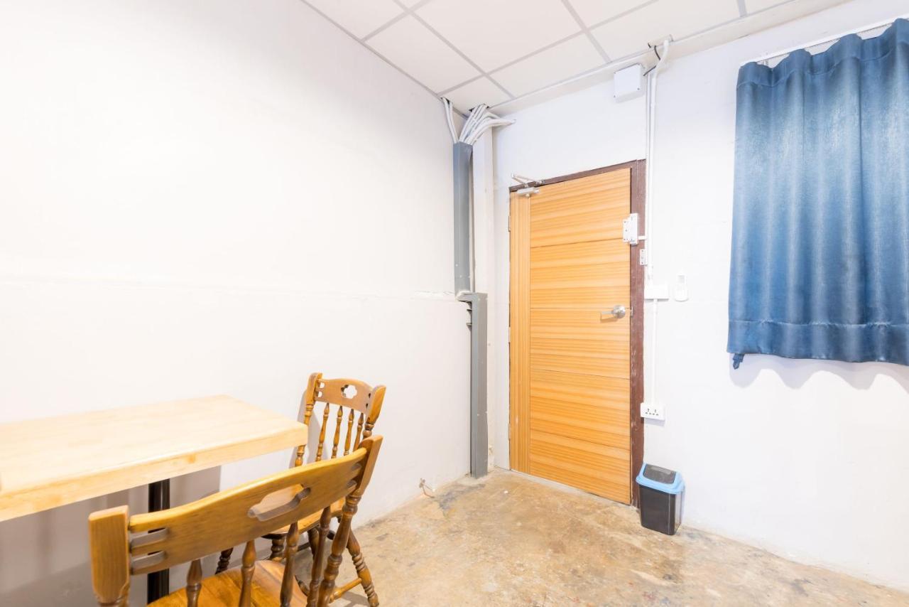Hostel Lemon Siam Petchaburi Road Bangkok Bagian luar foto