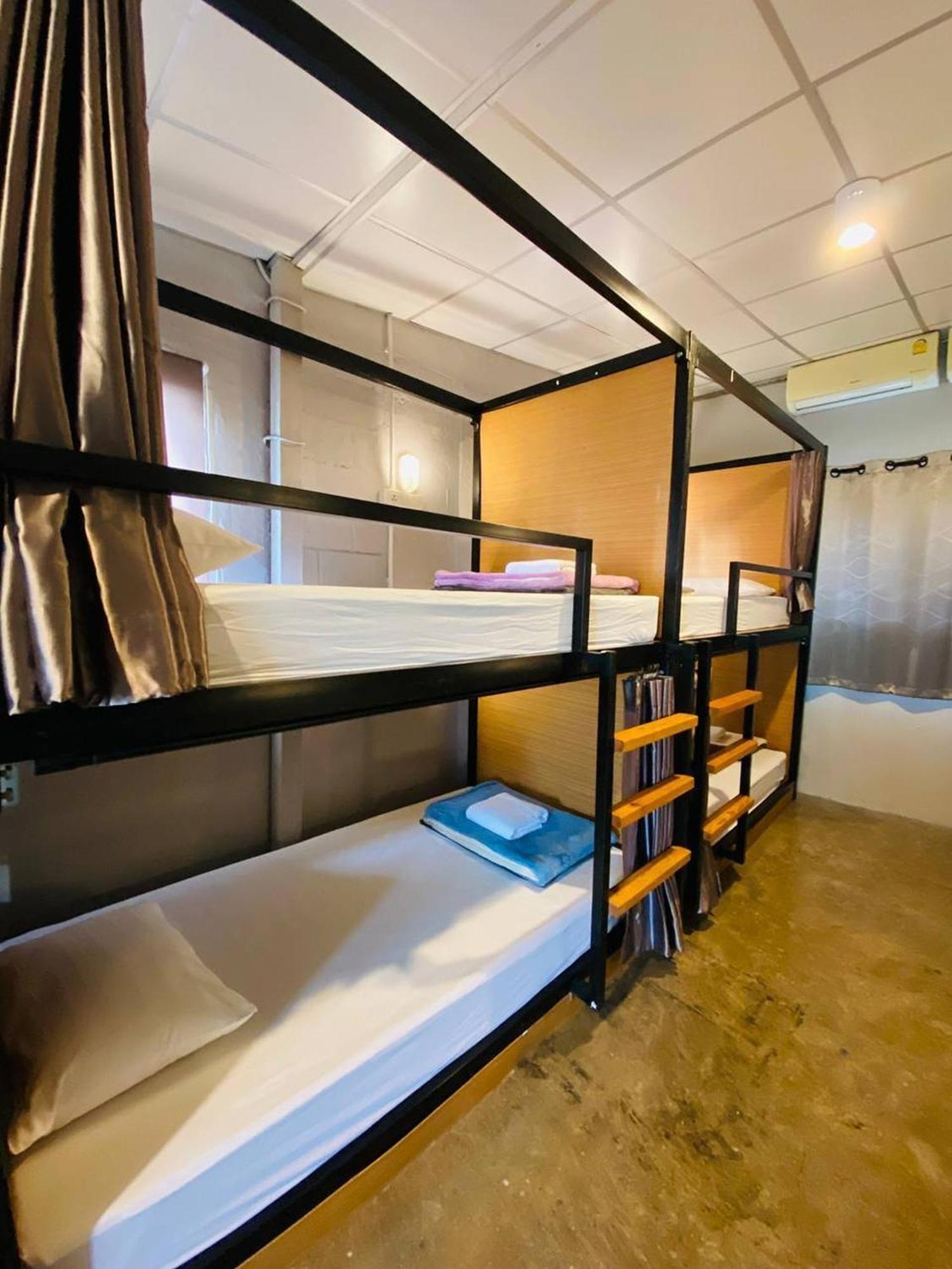 Hostel Lemon Siam Petchaburi Road Bangkok Bagian luar foto