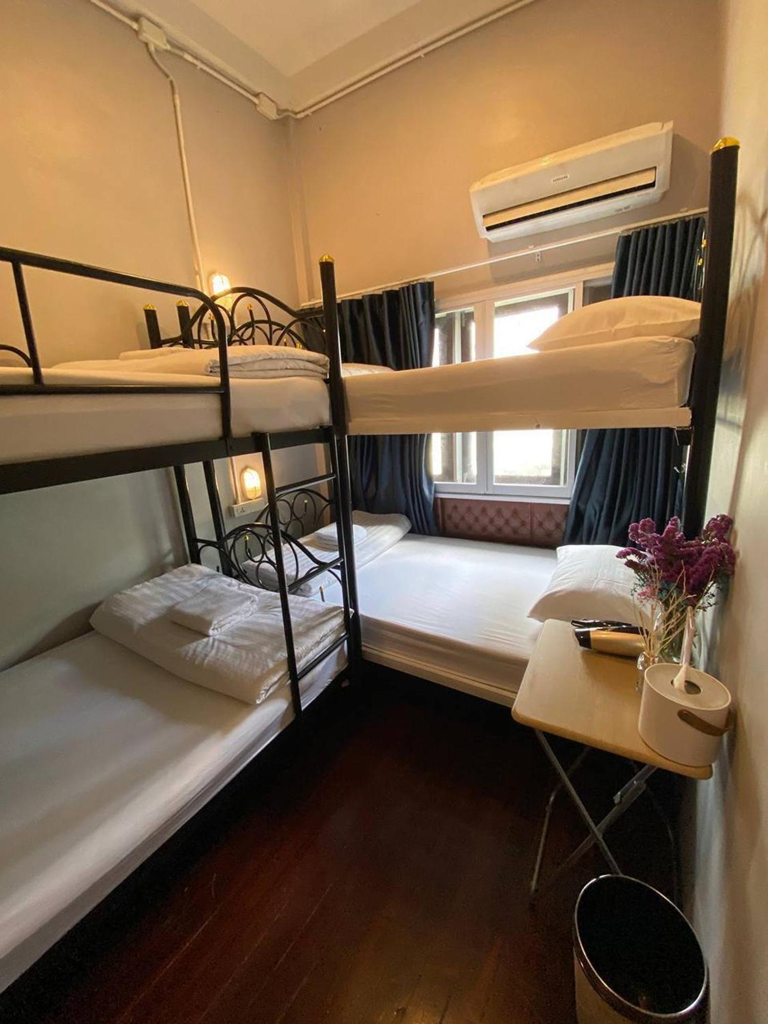 Hostel Lemon Siam Petchaburi Road Bangkok Bagian luar foto