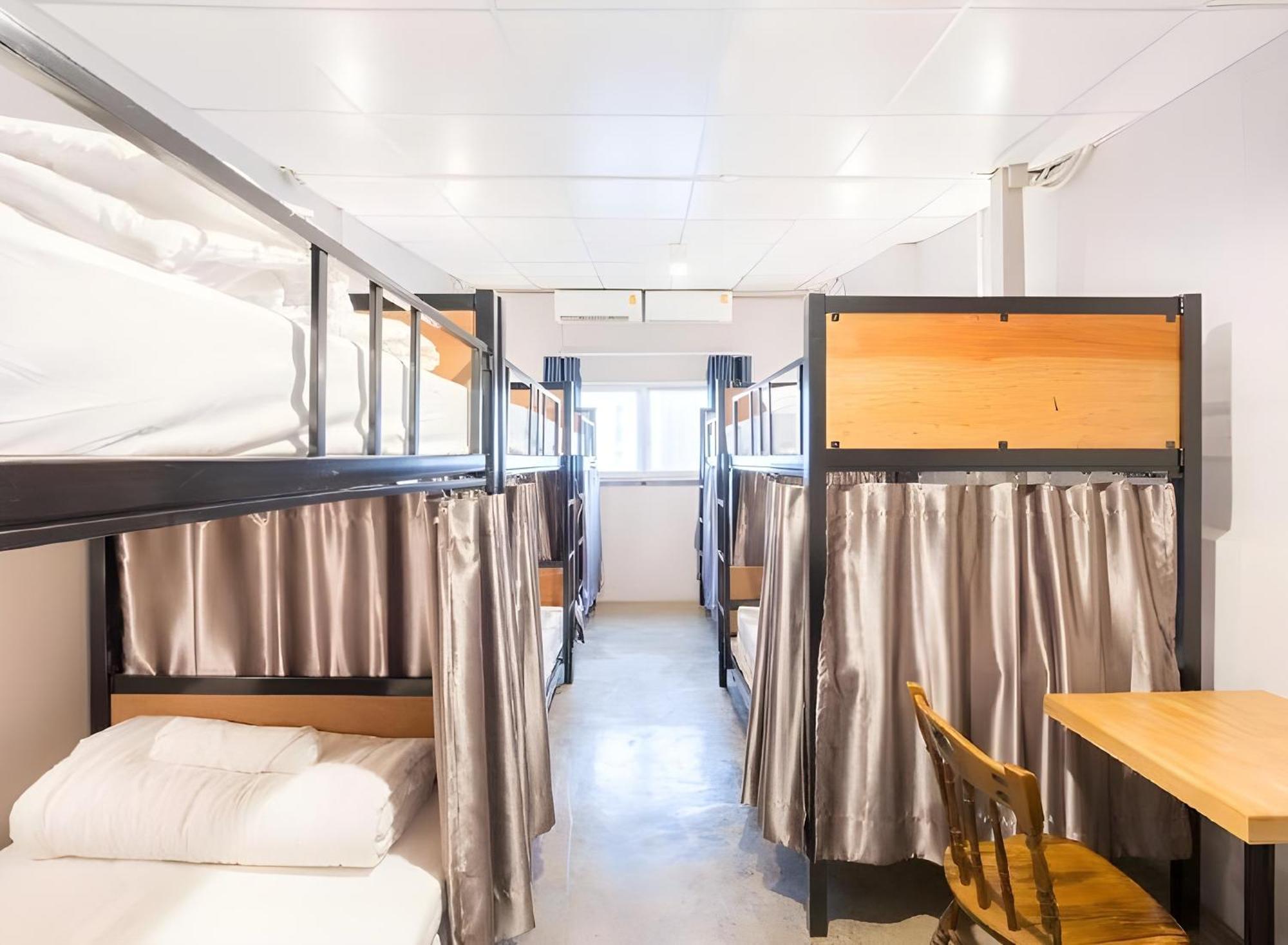Hostel Lemon Siam Petchaburi Road Bangkok Bagian luar foto
