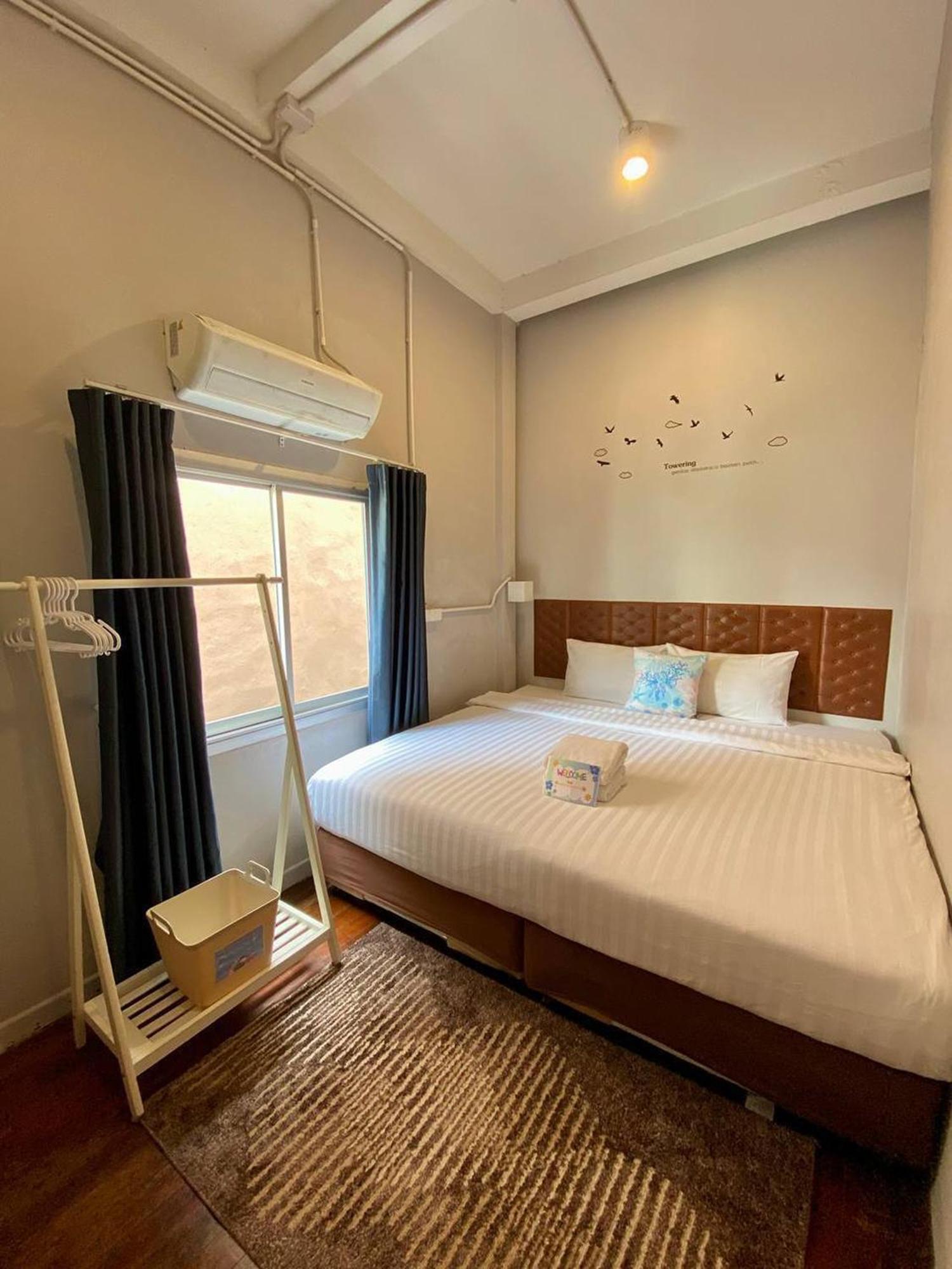 Hostel Lemon Siam Petchaburi Road Bangkok Bagian luar foto
